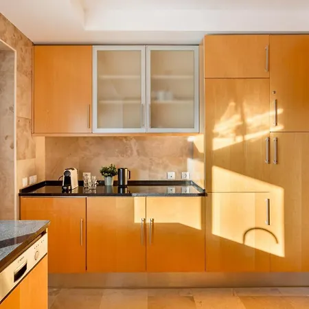 Elegant Flat In Benfica - 10 Min To Center Διαμέρισμα *
