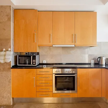 Elegant Flat In Benfica - 10 Min To Center Apartment Lisbon