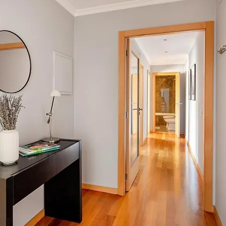 Elegant Flat In Benfica - 10 Min To Center Appartement Lisboa