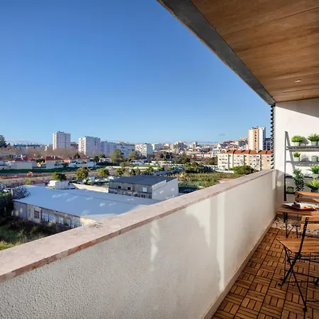 Elegant Flat In Benfica - 10 Min To Center Appartamento Lisbona