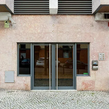 Lägenhet Elegant Flat In Benfica - 10 Min To Center *
