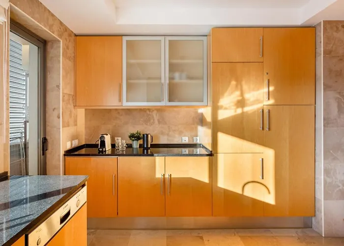 Elegant Flat In Benfica - 10 Min To Center Apartment *