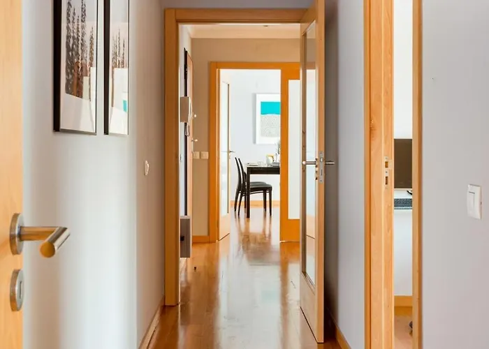 דירה Elegant Flat In Benfica - 10 Min To Center ליסבון